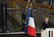 Quand Macron confond son destin à celui d’un sous-marin