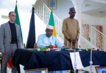 Décès du Guide suprême iranien l’Ayatollah Ali Khamenei. : le Premier ministre présente les condoléances du Mali à l’ambassade d’Iran