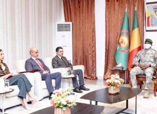 Le Président de la Transition reçoit le Chef de la diplomatie marocaine, M. Nasser Bourita